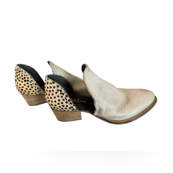 DIBA TRUE
Shy Town Bootie - Picture 2 of 7